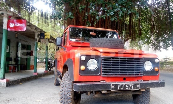 Buy Used Land Rover Defender Red Car in Grand Baie–Montagne Goyaves in Rodrigues Buy Used Land Rover Defender Red Car in Grand Baie–Montagne Goyaves in Rodrigues