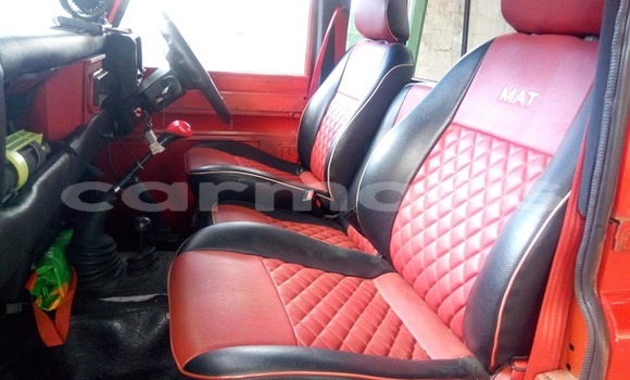 Buy Used Land Rover Defender Red Car in Grand Baie–Montagne Goyaves in Rodrigues Buy Used Land Rover Defender Red Car in Grand Baie–Montagne Goyaves in Rodrigues