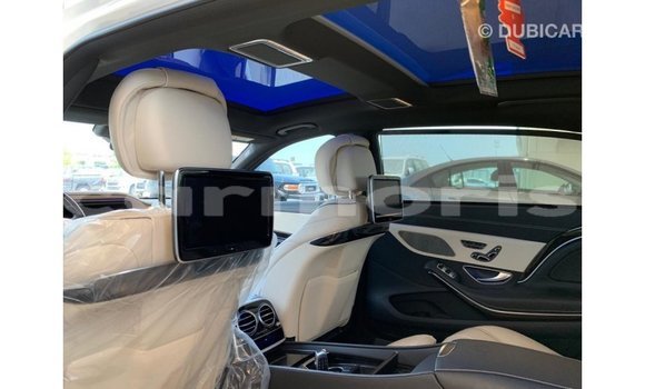 Buy Import Mercedes-Benz 190 White Car in Import - Dubai in Agalega Islands Buy Import Mercedes-Benz 190 White Car in Import - Dubai in Agalega Islands