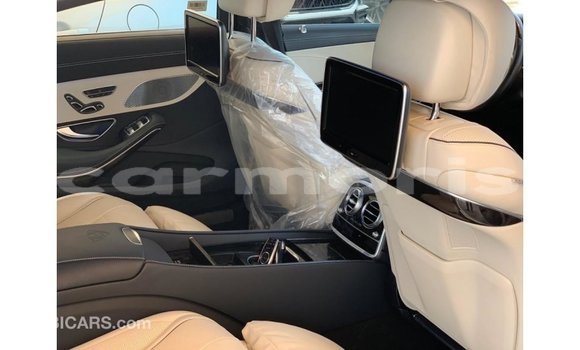 Buy Import Mercedes-Benz 190 White Car in Import - Dubai in Agalega Islands Buy Import Mercedes-Benz 190 White Car in Import - Dubai in Agalega Islands