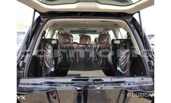 Acheter Import Voiture Toyota Land Cruiser Noir à Import - Dubai, Îles Agalega Acheter Import Voiture Toyota Land Cruiser Noir à Import - Dubai, Îles Agalega