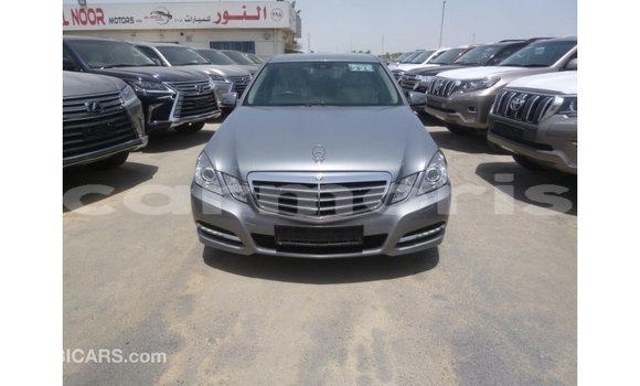 Acheter Import Voiture Mercedes-Benz 250 Autre à Import - Dubai, Îles Agalega Acheter Import Voiture Mercedes-Benz 250 Autre à Import - Dubai, Îles Agalega