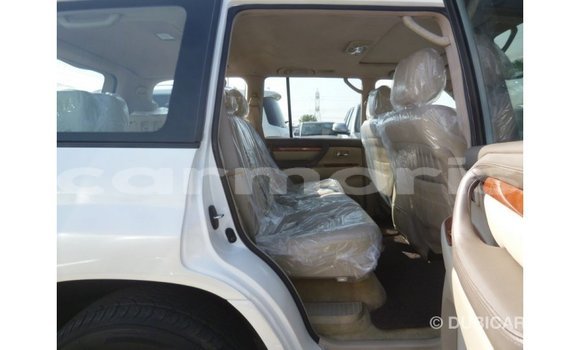Buy Import Toyota Land Cruiser White Car in Import - Dubai in Agalega Islands Buy Import Toyota Land Cruiser White Car in Import - Dubai in Agalega Islands