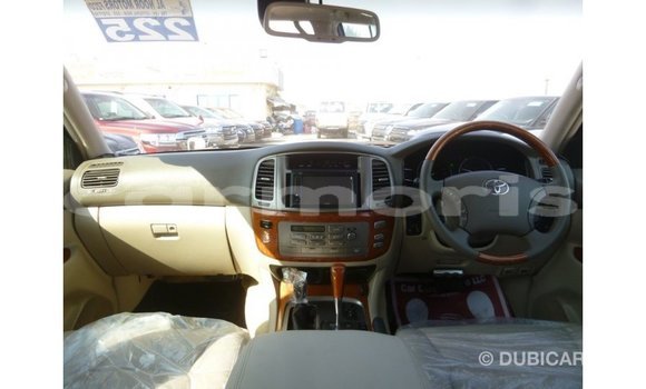 Buy Import Toyota Land Cruiser White Car in Import - Dubai in Agalega Islands Buy Import Toyota Land Cruiser White Car in Import - Dubai in Agalega Islands
