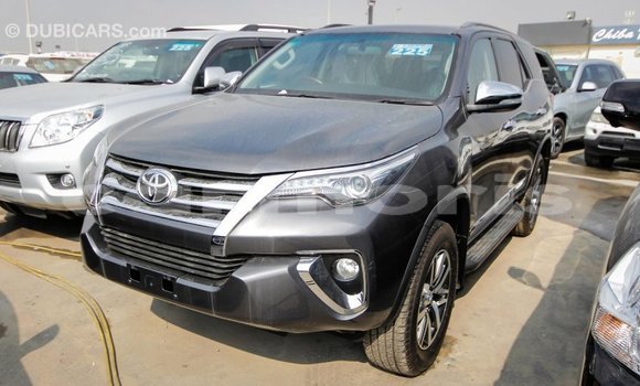 Acheter Import Voiture Toyota Fortuner Autre à Import - Dubai, Îles Agalega Acheter Import Voiture Toyota Fortuner Autre à Import - Dubai, Îles Agalega