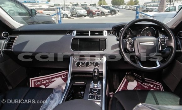 Acheter Import Voiture Land Rover Range Rover Noir à Import - Dubai, Îles Agalega Acheter Import Voiture Land Rover Range Rover Noir à Import - Dubai, Îles Agalega