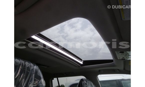 Acheter Import Voiture Lexus LX Blanc à Import - Dubai, Îles Agalega Acheter Import Voiture Lexus LX Blanc à Import - Dubai, Îles Agalega