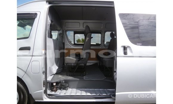 Buy Import Toyota Hiace Other Car in Import - Dubai in Agalega Islands Buy Import Toyota Hiace Other Car in Import - Dubai in Agalega Islands