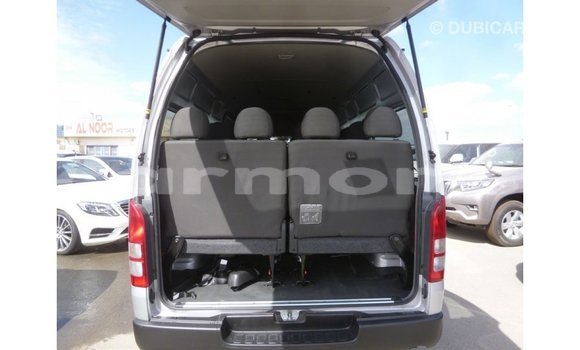Buy Import Toyota Hiace Other Car in Import - Dubai in Agalega Islands Buy Import Toyota Hiace Other Car in Import - Dubai in Agalega Islands