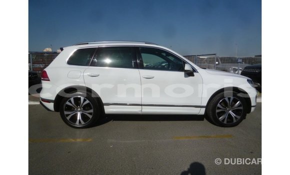 Buy Import Volkswagen Touareg White Car in Import - Dubai in Agalega Islands Buy Import Volkswagen Touareg White Car in Import - Dubai in Agalega Islands