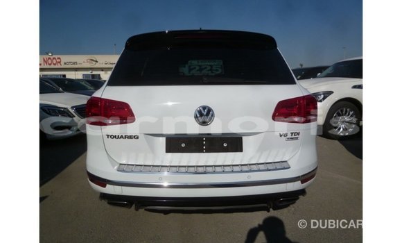 Buy Import Volkswagen Touareg White Car in Import - Dubai in Agalega Islands Buy Import Volkswagen Touareg White Car in Import - Dubai in Agalega Islands