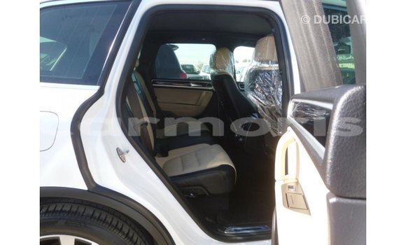 Buy Import Volkswagen Touareg White Car in Import - Dubai in Agalega Islands Buy Import Volkswagen Touareg White Car in Import - Dubai in Agalega Islands