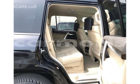 Buy Import Toyota Land Cruiser Black Car in Import - Dubai in Agalega Islands Buy Import Toyota Land Cruiser Black Car in Import - Dubai in Agalega Islands
