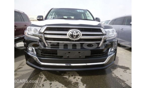 Acheter Import Voiture Toyota Land Cruiser Noir à Import - Dubai, Îles Agalega Acheter Import Voiture Toyota Land Cruiser Noir à Import - Dubai, Îles Agalega