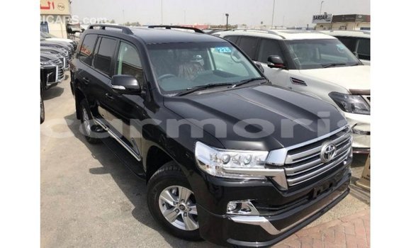 Acheter Import Voiture Toyota Land Cruiser Noir à Import - Dubai, Îles Agalega Acheter Import Voiture Toyota Land Cruiser Noir à Import - Dubai, Îles Agalega