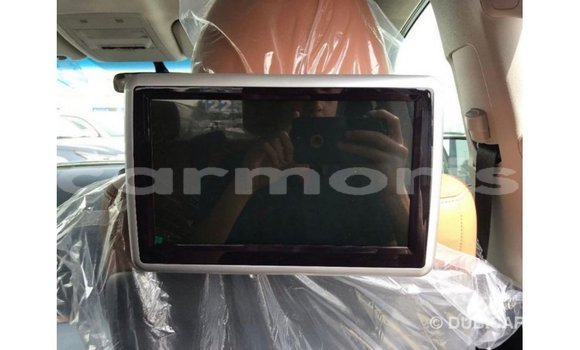 Acheter Import Voiture Toyota Land Cruiser Noir à Import - Dubai, Îles Agalega Acheter Import Voiture Toyota Land Cruiser Noir à Import - Dubai, Îles Agalega