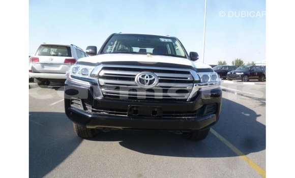 Acheter Import Voiture Toyota Land Cruiser Noir à Import - Dubai, Îles Agalega Acheter Import Voiture Toyota Land Cruiser Noir à Import - Dubai, Îles Agalega