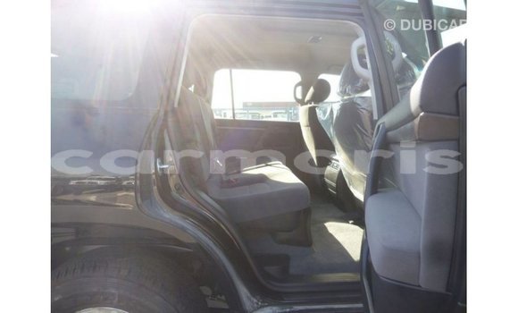 Acheter Import Voiture Toyota Land Cruiser Noir à Import - Dubai, Îles Agalega Acheter Import Voiture Toyota Land Cruiser Noir à Import - Dubai, Îles Agalega