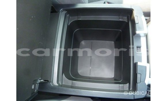 Acheter Import Voiture Toyota Land Cruiser Noir à Import - Dubai, Îles Agalega Acheter Import Voiture Toyota Land Cruiser Noir à Import - Dubai, Îles Agalega