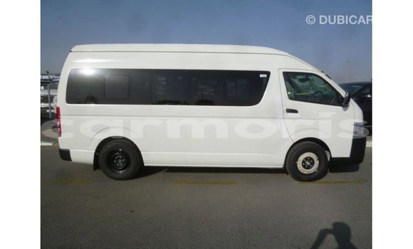 Acheter Import Voiture Toyota Hiace Blanc à Import - Dubai, Îles Agalega Acheter Import Voiture Toyota Hiace Blanc à Import - Dubai, Îles Agalega