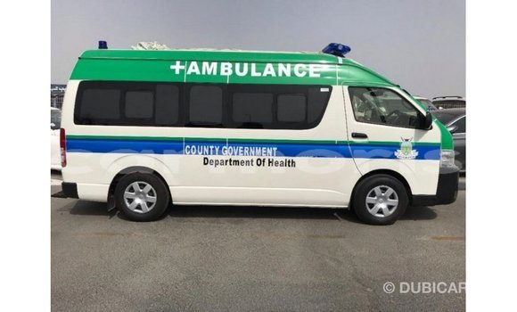 Acheter Import Voiture Toyota Hiace Blanc à Import - Dubai, Îles Agalega Acheter Import Voiture Toyota Hiace Blanc à Import - Dubai, Îles Agalega