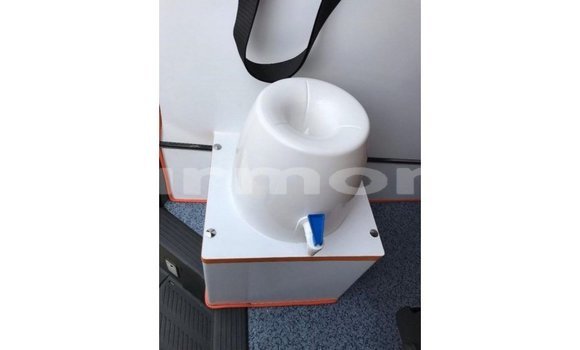 Acheter Import Voiture Toyota Hiace Blanc à Import - Dubai, Îles Agalega Acheter Import Voiture Toyota Hiace Blanc à Import - Dubai, Îles Agalega