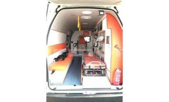 Acheter Import Voiture Toyota Hiace Blanc à Import - Dubai, Îles Agalega Acheter Import Voiture Toyota Hiace Blanc à Import - Dubai, Îles Agalega