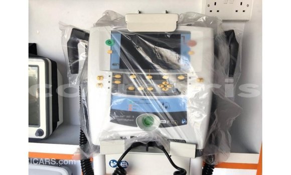 Acheter Import Voiture Toyota Hiace Blanc à Import - Dubai, Îles Agalega Acheter Import Voiture Toyota Hiace Blanc à Import - Dubai, Îles Agalega