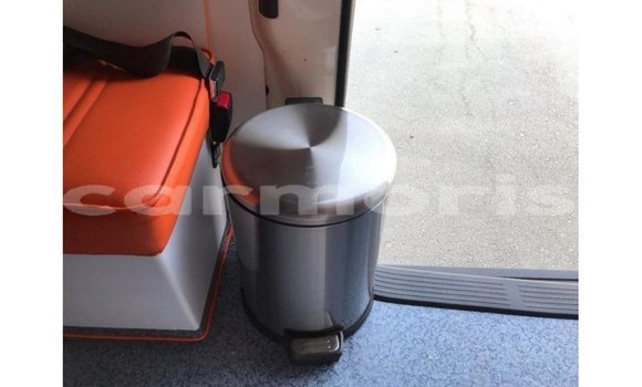 Acheter Import Voiture Toyota Hiace Blanc à Import - Dubai, Îles Agalega Acheter Import Voiture Toyota Hiace Blanc à Import - Dubai, Îles Agalega