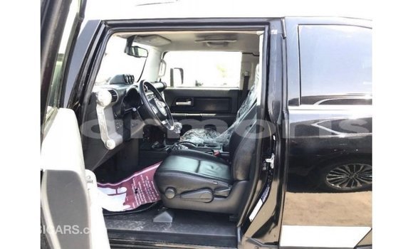 Acheter Import Voiture Toyota FJ Cruiser Noir à Import - Dubai, Îles Agalega Acheter Import Voiture Toyota FJ Cruiser Noir à Import - Dubai, Îles Agalega