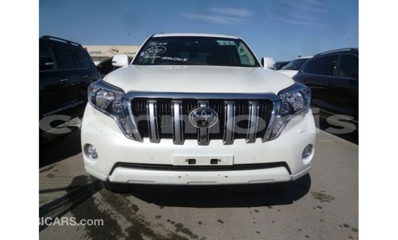 Acheter Import Voiture Toyota Prado Blanc à Import - Dubai, Îles Agalega Acheter Import Voiture Toyota Prado Blanc à Import - Dubai, Îles Agalega