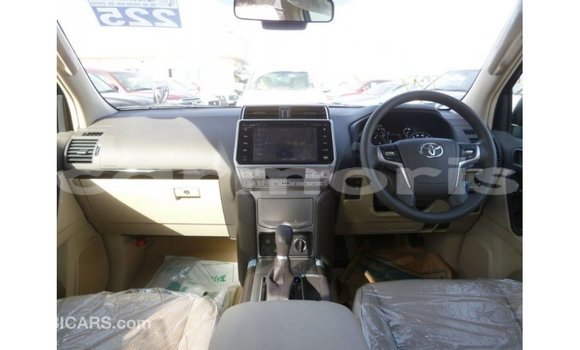Acheter Import Voiture Toyota Prado Autre à Import - Dubai, Îles Agalega Acheter Import Voiture Toyota Prado Autre à Import - Dubai, Îles Agalega