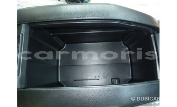 Acheter Import Voiture Toyota Kluger Blanc à Import - Dubai, Îles Agalega Acheter Import Voiture Toyota Kluger Blanc à Import - Dubai, Îles Agalega