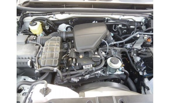 Acheter Import Voiture Toyota Prado Blanc à Import - Dubai, Îles Agalega Acheter Import Voiture Toyota Prado Blanc à Import - Dubai, Îles Agalega