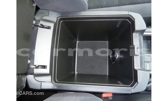 Buy Import Toyota Prado White Car in Import - Dubai in Agalega Islands Buy Import Toyota Prado White Car in Import - Dubai in Agalega Islands