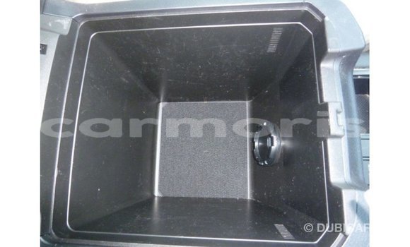 Acheter Import Voiture Toyota Prado Noir à Import - Dubai, Îles Agalega Acheter Import Voiture Toyota Prado Noir à Import - Dubai, Îles Agalega