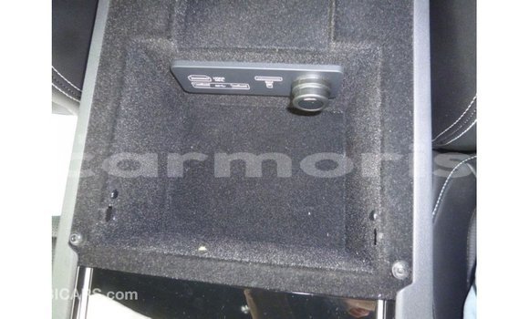 Acheter Import Voiture Jaguar F-Type Noir à Import - Dubai, Îles Agalega Acheter Import Voiture Jaguar F-Type Noir à Import - Dubai, Îles Agalega