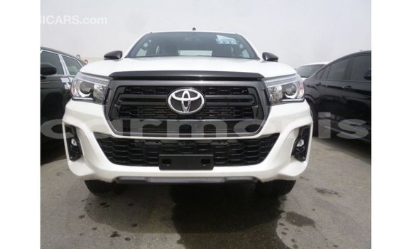 Buy Import Toyota Hilux White Car in Import - Dubai in Agalega Islands Buy Import Toyota Hilux White Car in Import - Dubai in Agalega Islands