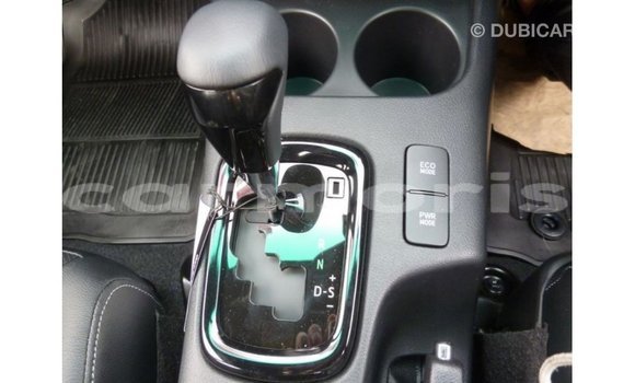 Buy Import Toyota Hilux White Car in Import - Dubai in Agalega Islands Buy Import Toyota Hilux White Car in Import - Dubai in Agalega Islands