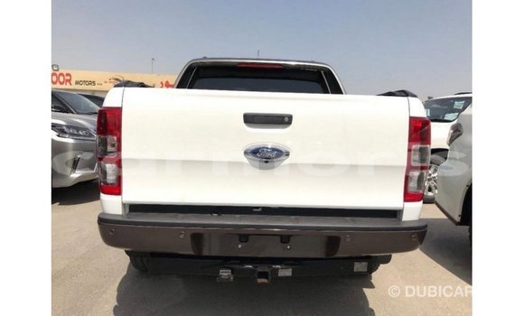 Acheter Import Voiture Ford Ranger Blanc à Import - Dubai, Îles Agalega Acheter Import Voiture Ford Ranger Blanc à Import - Dubai, Îles Agalega
