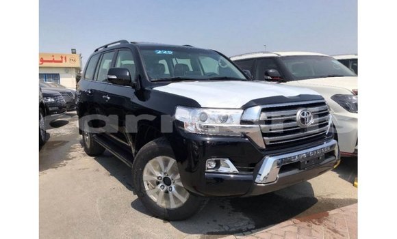 Acheter Import Voiture Toyota Land Cruiser Noir à Import - Dubai, Îles Agalega Acheter Import Voiture Toyota Land Cruiser Noir à Import - Dubai, Îles Agalega