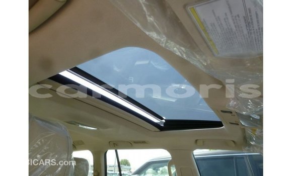 Acheter Import Voiture Toyota Land Cruiser Blanc à Import - Dubai, Îles Agalega Acheter Import Voiture Toyota Land Cruiser Blanc à Import - Dubai, Îles Agalega