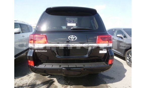 Acheter Import Voiture Toyota Land Cruiser Noir à Import - Dubai, Îles Agalega Acheter Import Voiture Toyota Land Cruiser Noir à Import - Dubai, Îles Agalega