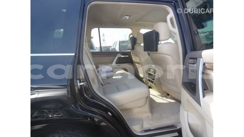 Big with watermark f6f3d361 b50d 4d3a 81af f9083eef662f