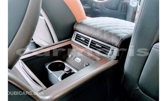 Acheter Import Voiture Toyota Land Cruiser Noir à Import - Dubai, Îles Agalega Acheter Import Voiture Toyota Land Cruiser Noir à Import - Dubai, Îles Agalega