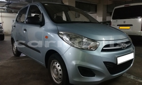 Buy Used Hyundai i10 Blue Car in Vacoas–Phoenix in Plaines Wilhems District