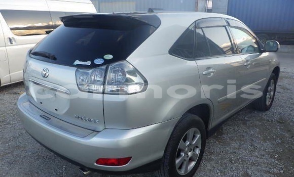 Buy Used Toyota Harrier Silver Car in Port Louis in Port Louis District Buy Used Toyota Harrier Silver Car in Port Louis in Port Louis District