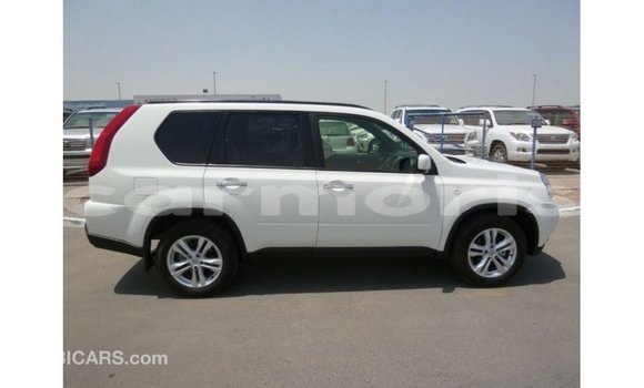 Buy Import Nissan Evalia White Truck in Import - Dubai in Agalega Islands Buy Import Nissan Evalia White Truck in Import - Dubai in Agalega Islands