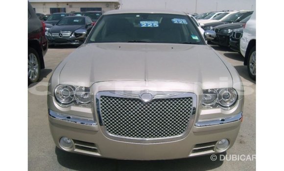 Acheter Import Voiture Chrysler 300 Beige à Import - Dubai, Îles Agalega Acheter Import Voiture Chrysler 300 Beige à Import - Dubai, Îles Agalega