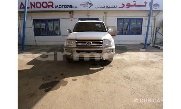 Buy Import Toyota Land Cruiser White Car in Import - Dubai in Agalega Islands Buy Import Toyota Land Cruiser White Car in Import - Dubai in Agalega Islands